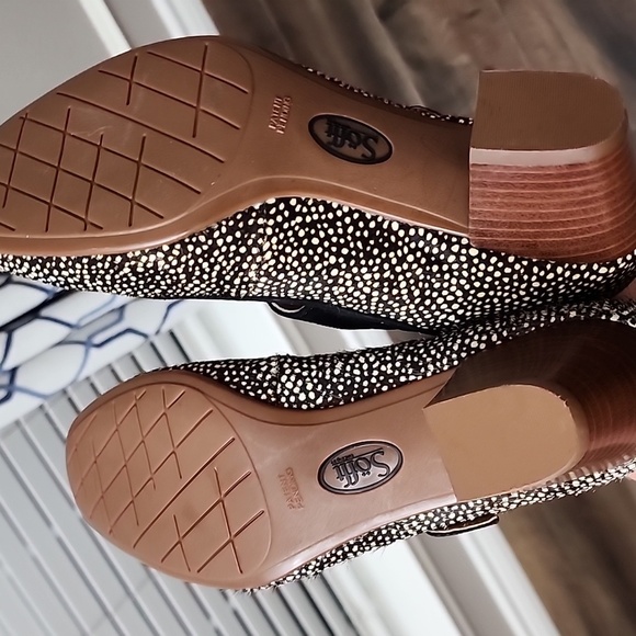 Sofft Animal print cow hide and leather Heeled Mary Janes sz 8.5 - Picture 6 of 7